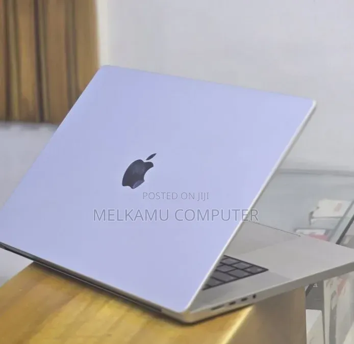 New Laptop Apple MacBook Pro 2021 M1 Max 32GB Apple M1 SSD 512GB