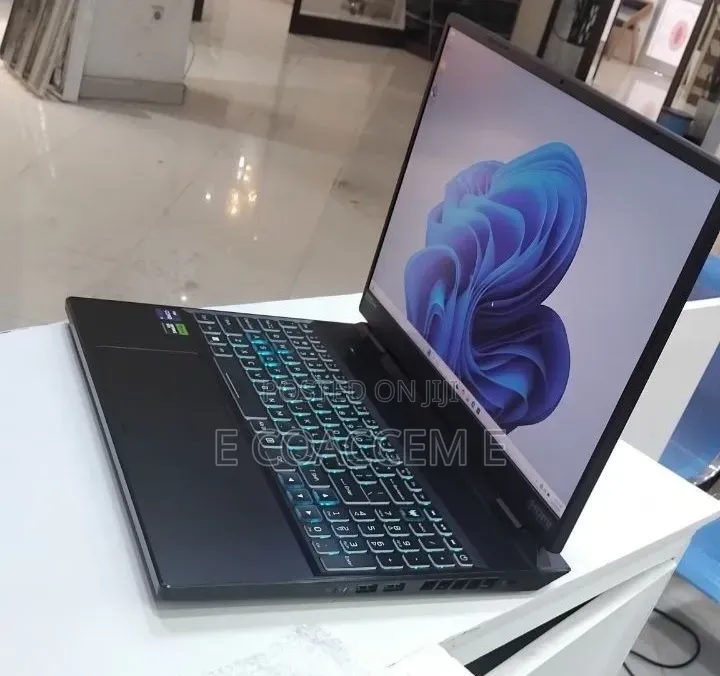 New Laptop Acer 16GB Intel Core i9 SSD 1T