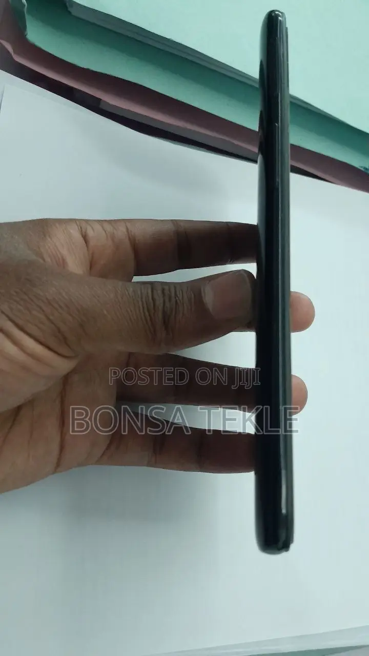 Infinix Hot 6 16 GB Black