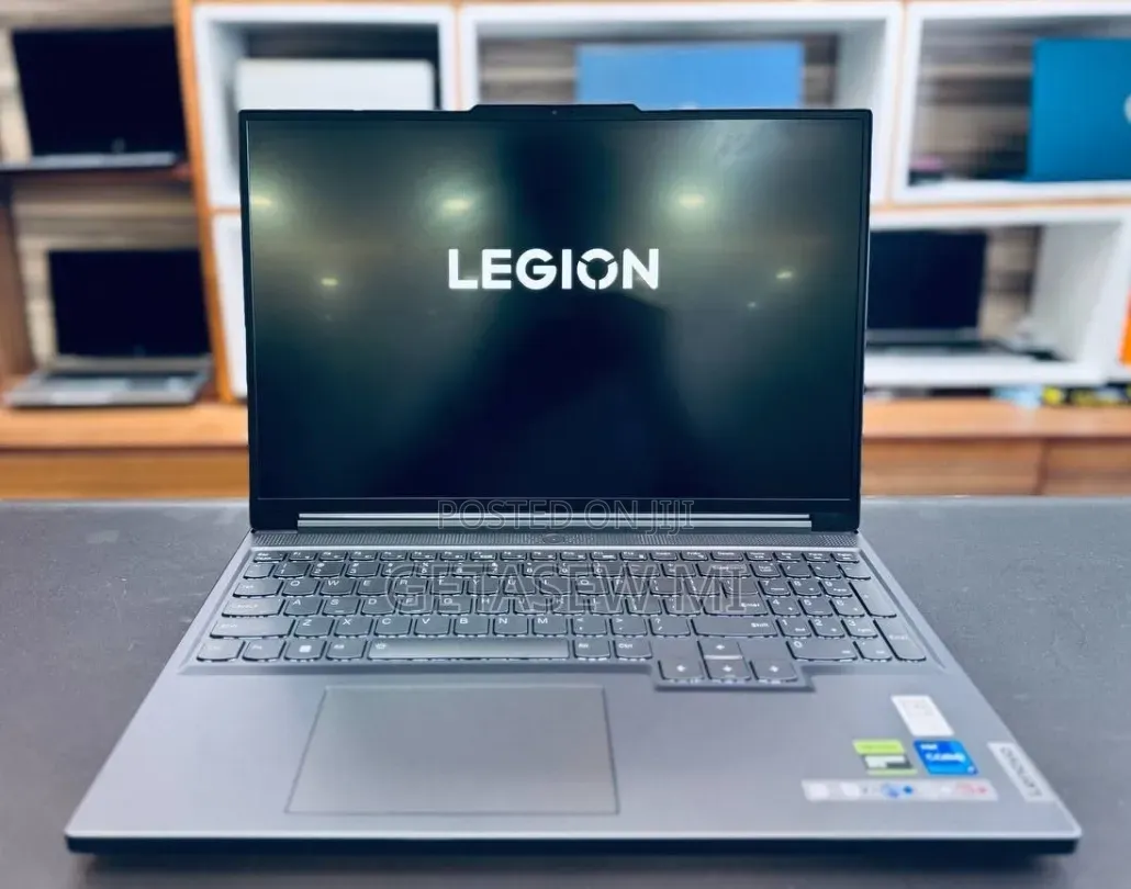 New Laptop Lenovo Legion 5 16GB Intel Core i7 SSD 1T
