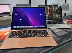 New Laptop Apple MacBook 8GB Apple M1 SSD 256GB