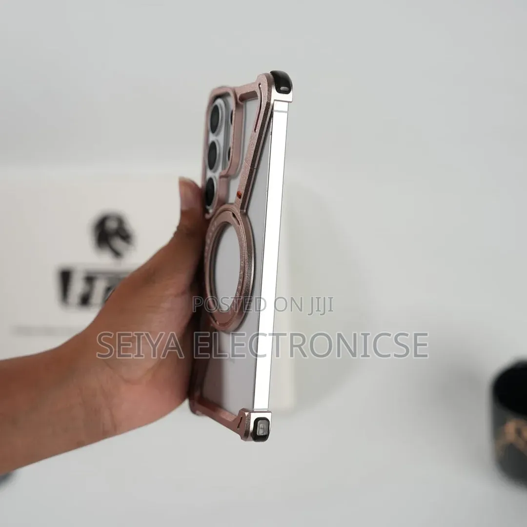 # Z Shaped Ultra S26 Freamlass Metal Case