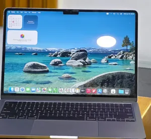 New Laptop Apple MacBook Air 2022 M2 8GB Apple M2 SSD 512GB