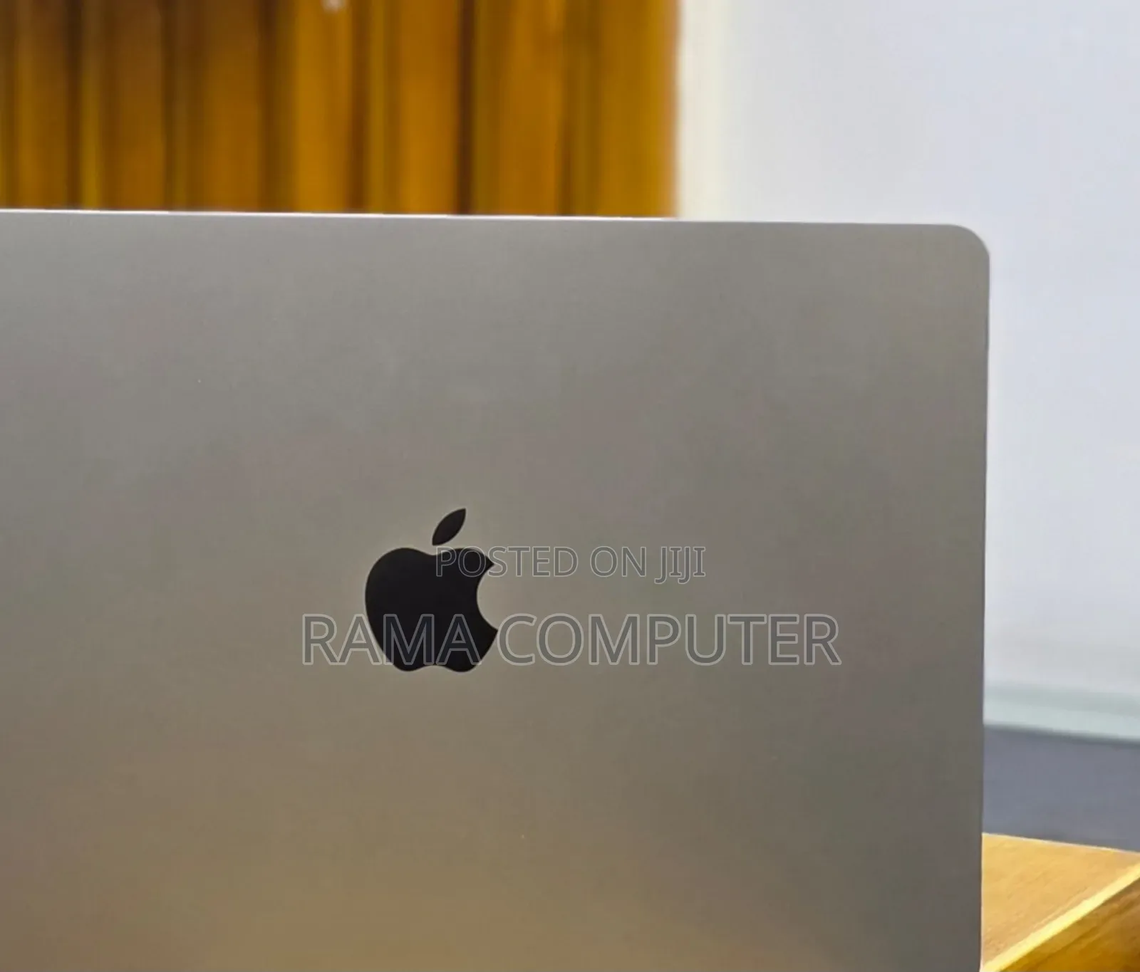 New Laptop Apple MacBook Air 2022 M2 8GB Apple M2 SSD 512GB