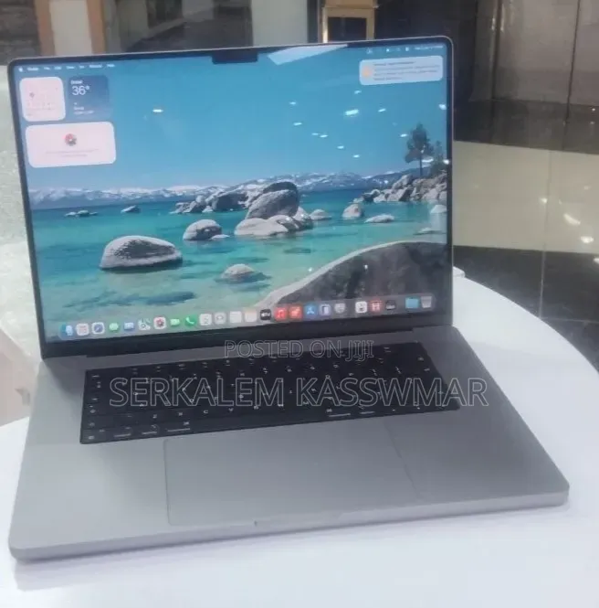 New Laptop Apple MacBook Pro 32GB Apple M1 SSD 1T
