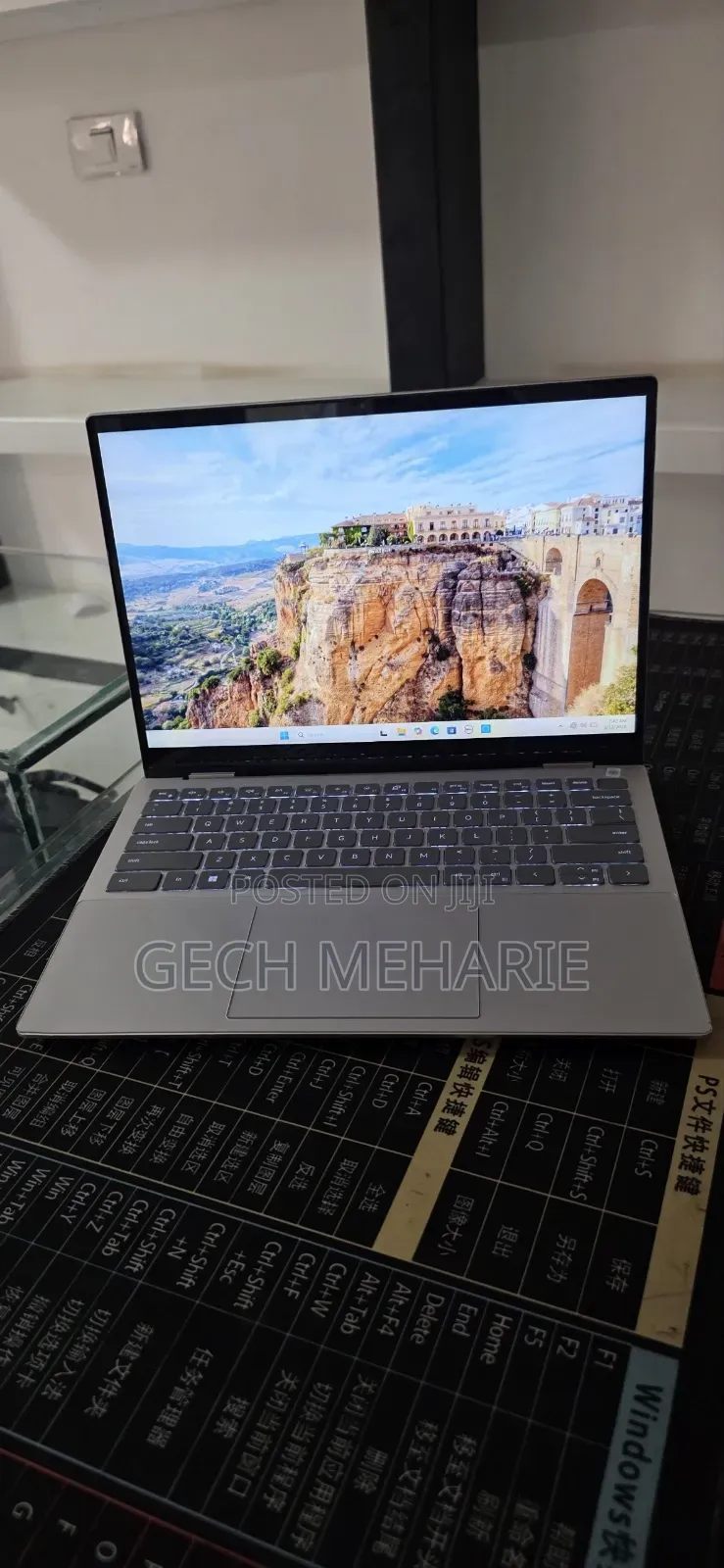 New Laptop Dell Inspiron 14 7440 2-in-1 16GB Intel Core i7 SSD 512GB