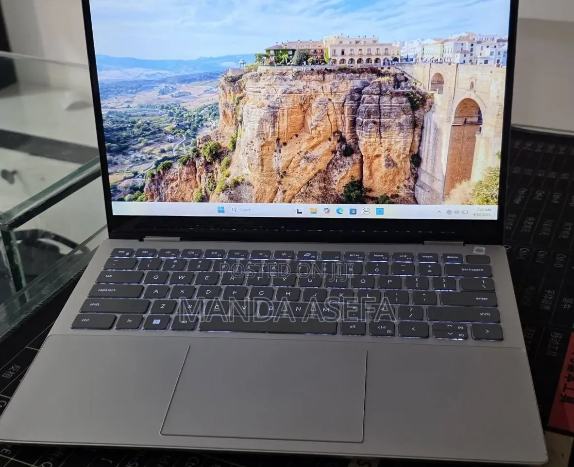 New Laptop Dell Inspiron 14 16GB Intel Core i7 SSD 512GB