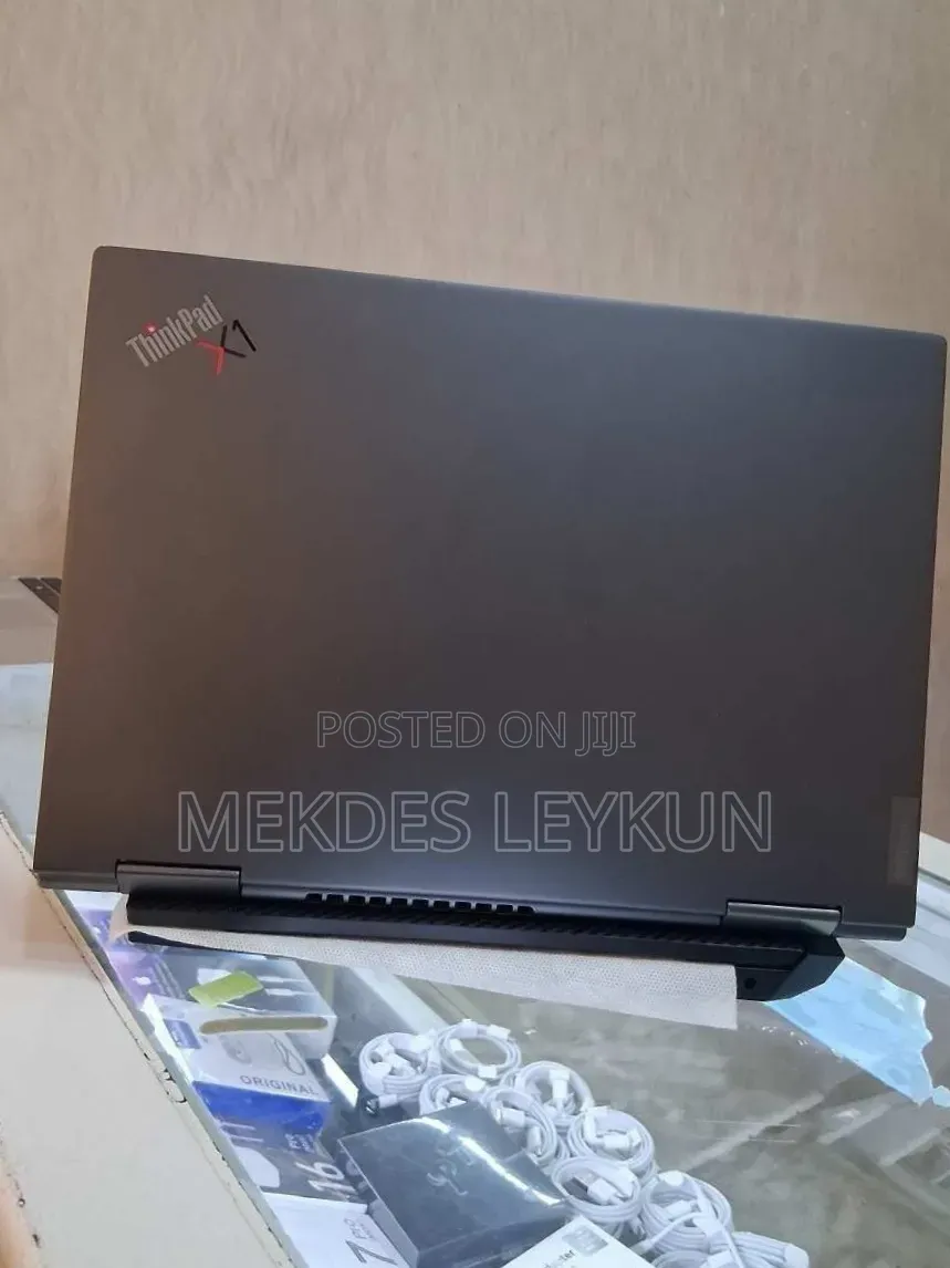 New Laptop Lenovo ThinkPad X1 Yoga 16GB Intel Core i7 SSD 512GB