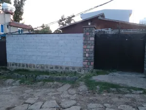 Furnished 2bdrm House in Yeka for sale