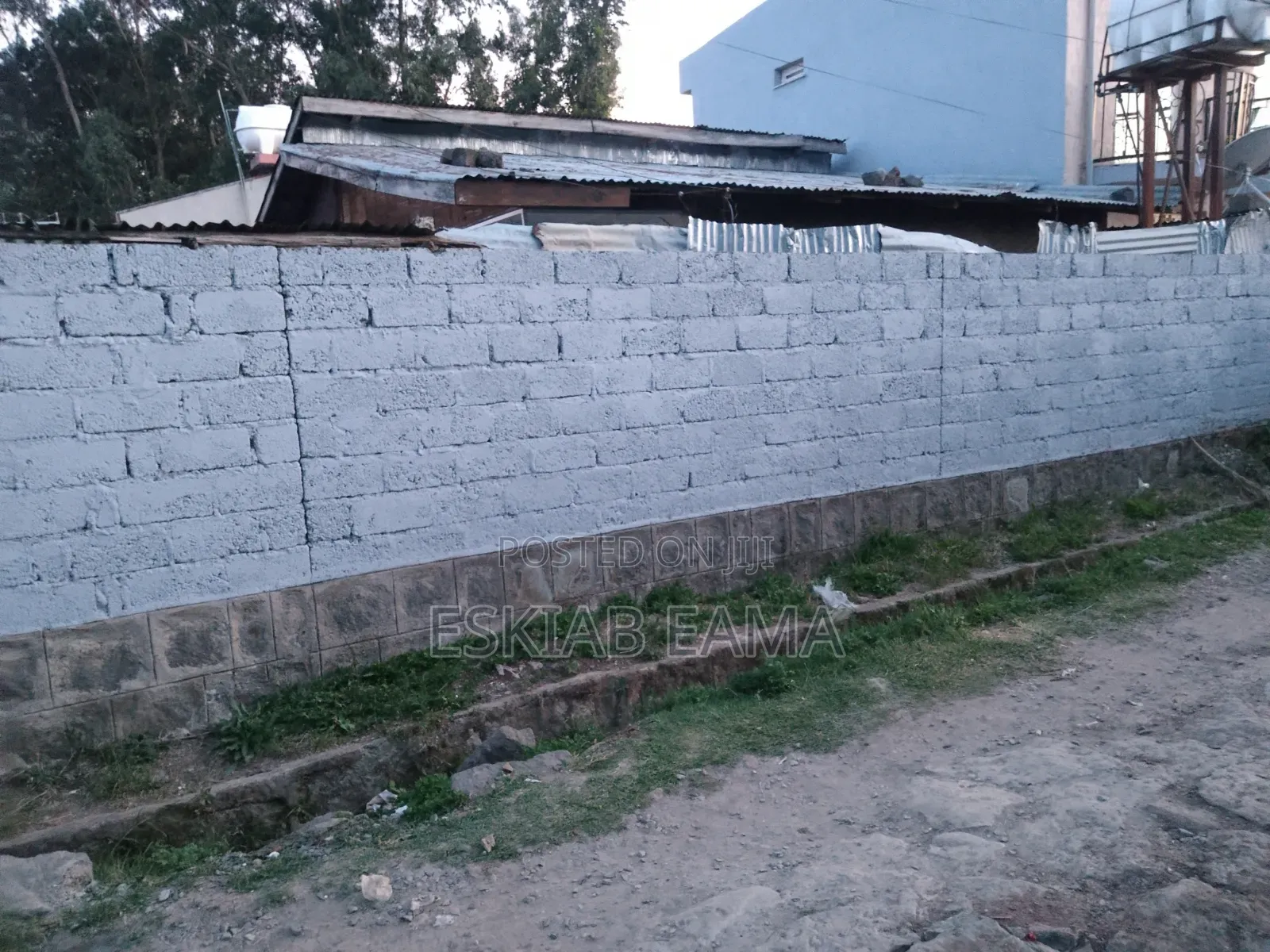 Furnished 2bdrm House in Yeka for sale