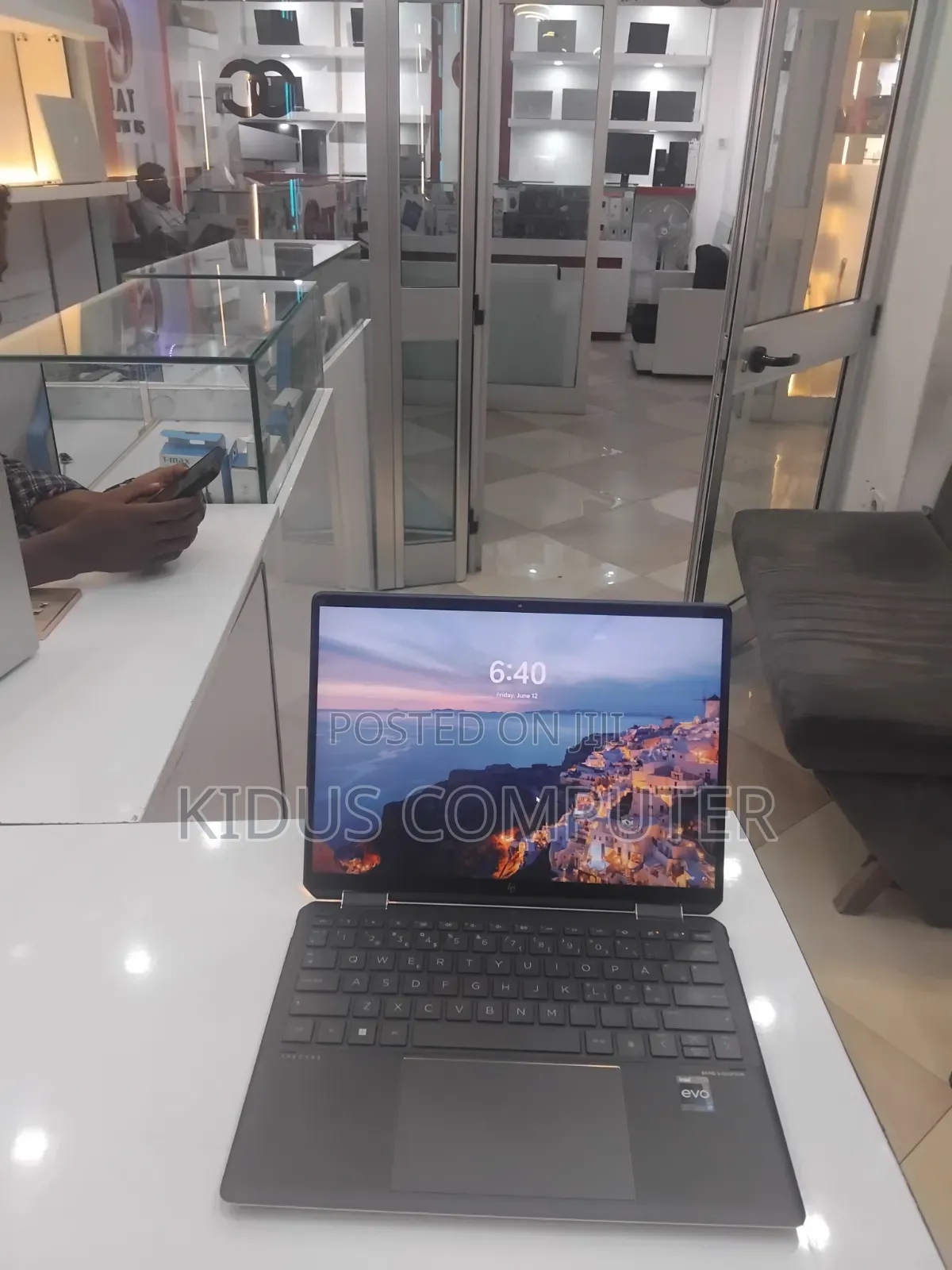 New Laptop HP Spectre 16GB Intel Core i7 SSD 1T