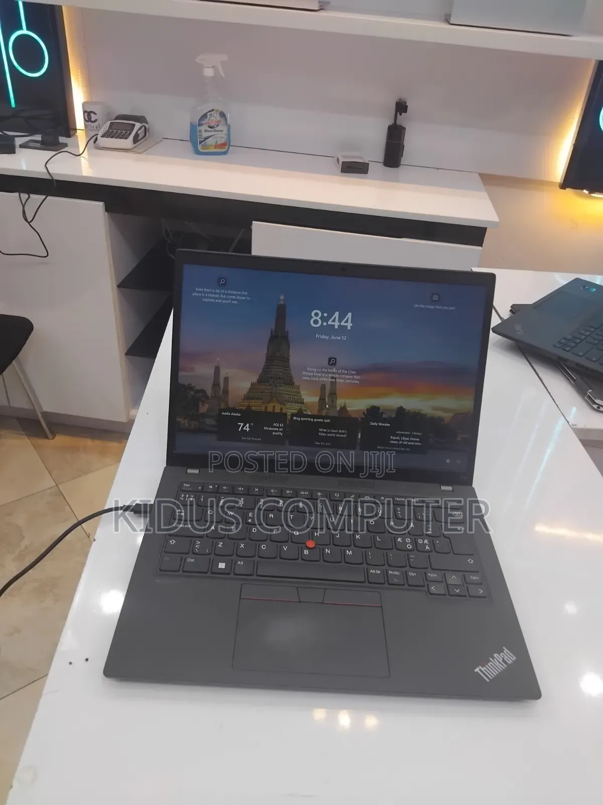 New Laptop Lenovo ThinkPad T14 16GB Intel Core i7 SSD 512GB