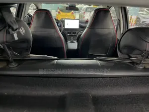 BYD E2 43 kWh 94 hp FWD 2025 Black