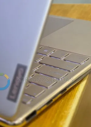 New Laptop Lenovo Yoga 9i 16GB Intel Core i7 SSD 512GB