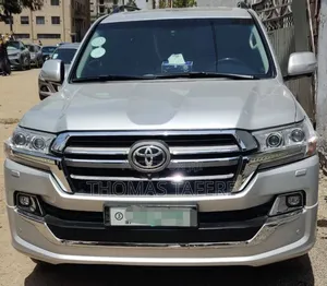Toyota Land Cruiser 2019 Silver