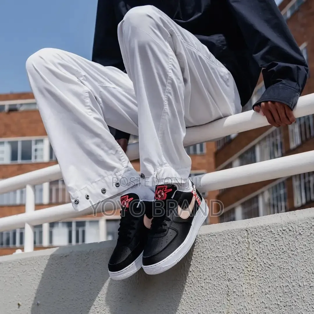 Nike Air Force 1 '07 Lv8 Shoes"Worldwide Pack" in Black and Crimson