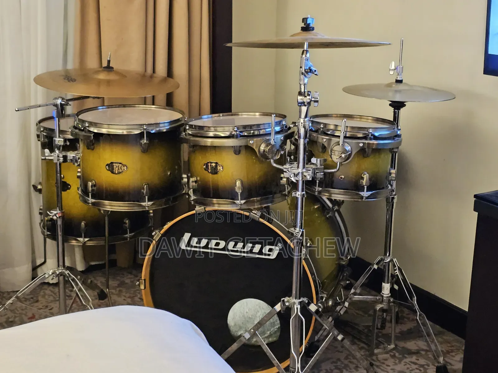 Ludwing Acoustic Drum