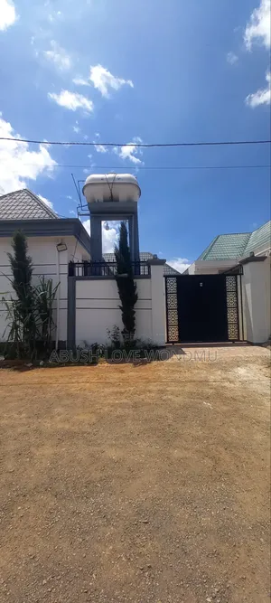 Furnished 3bdrm House in ጎግል, Yeka for sale