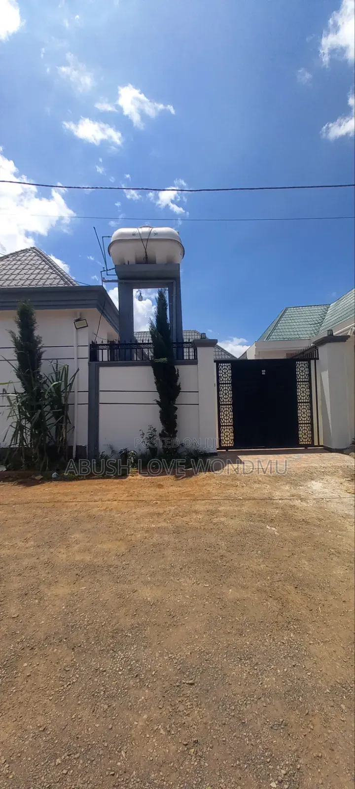 Furnished 3bdrm House in ጎግል, Yeka for sale