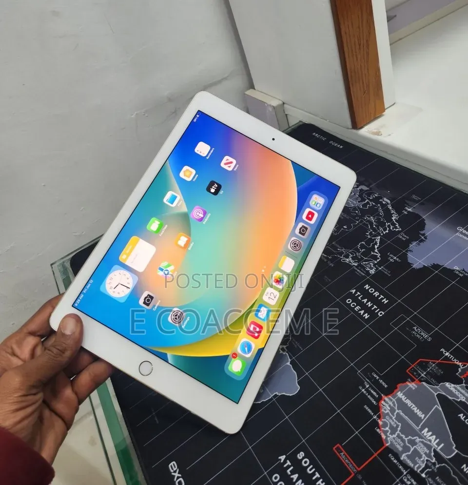 New Apple iPad Pro 128 GB Silver