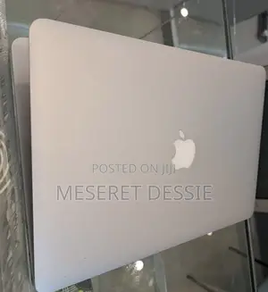 New Laptop Apple MacBook Pro 2017 8GB Intel Core i5 SSD 128GB