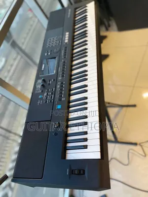 Keyboard Yamaha PSR Ew425