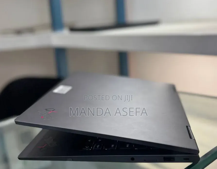 New Laptop Lenovo ThinkPad X1 Yoga 16GB Intel Core i7 SSD 512GB