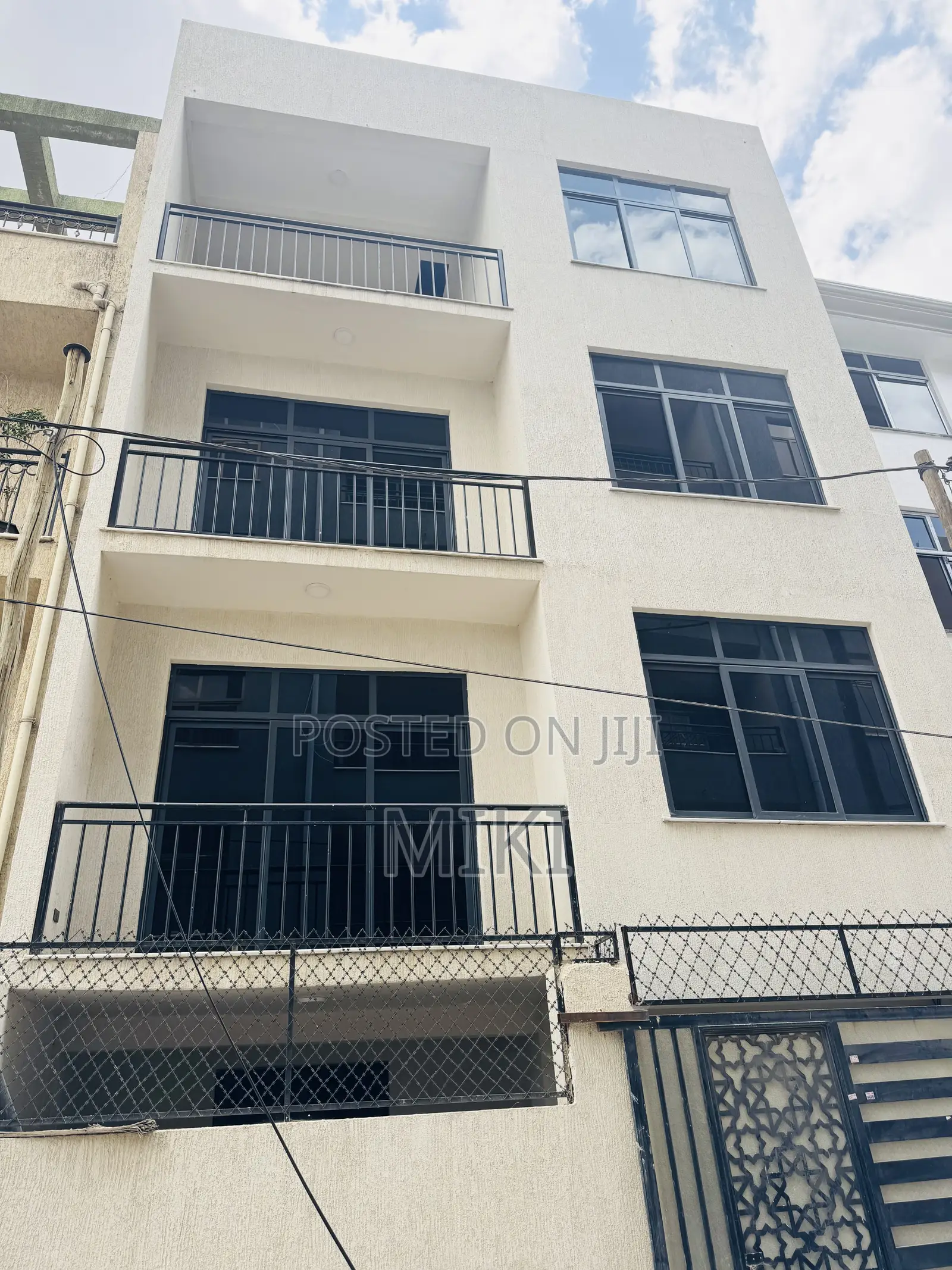 Furnished 6bdrm Townhouse/Terrace in Garment, Nifas Silk-Lafto for sale