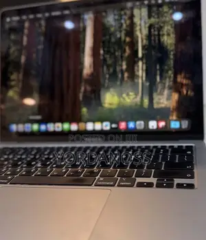 New Laptop Apple MacBook Pro 2021 M1 8GB Apple M1 SSD 256GB