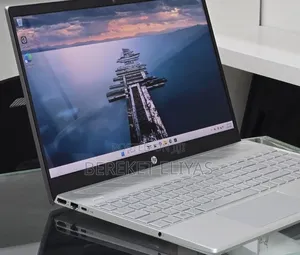 New Laptop HP Pavilion 15 8GB Intel Core i7 SSD 256GB