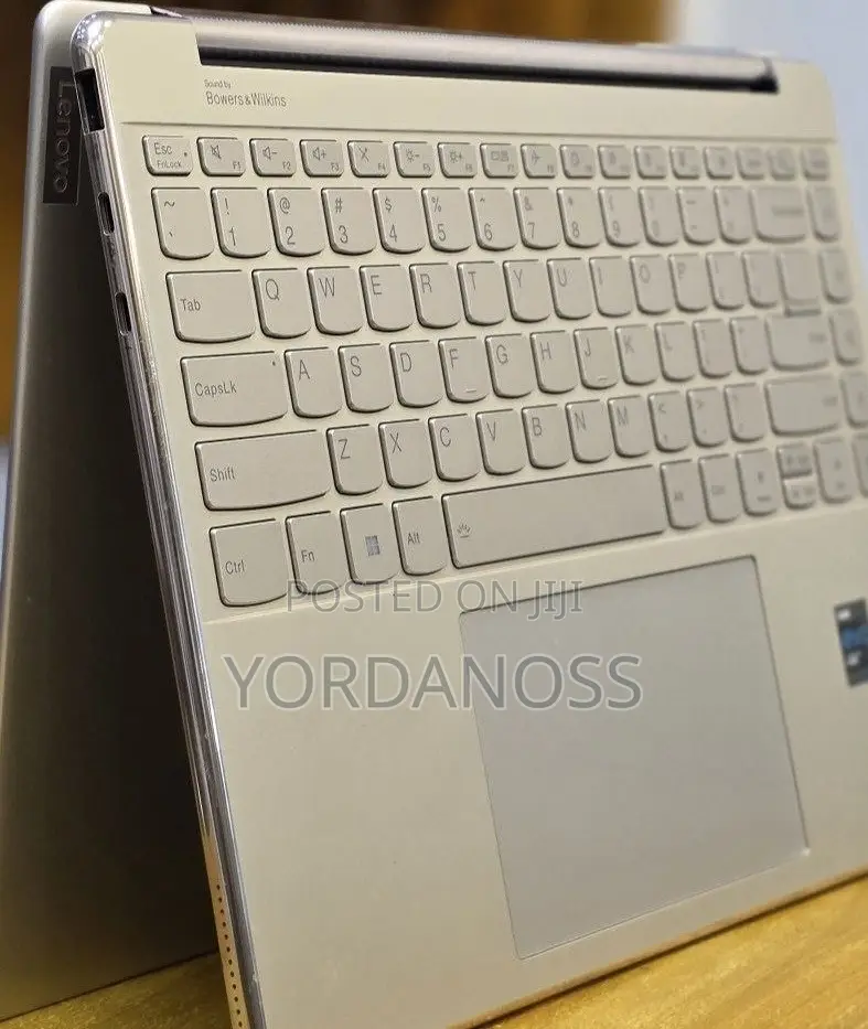 New Laptop Lenovo Yoga 9i 16GB Intel Core i7 SSD 512GB