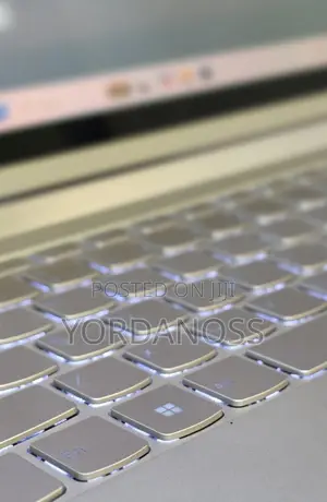New Laptop Lenovo Yoga 9i 16GB Intel Core i7 SSD 512GB