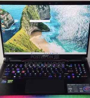 New Laptop MSI Raider 18 HX AI A2XW 32GB Intel Core i9 SSD 1T