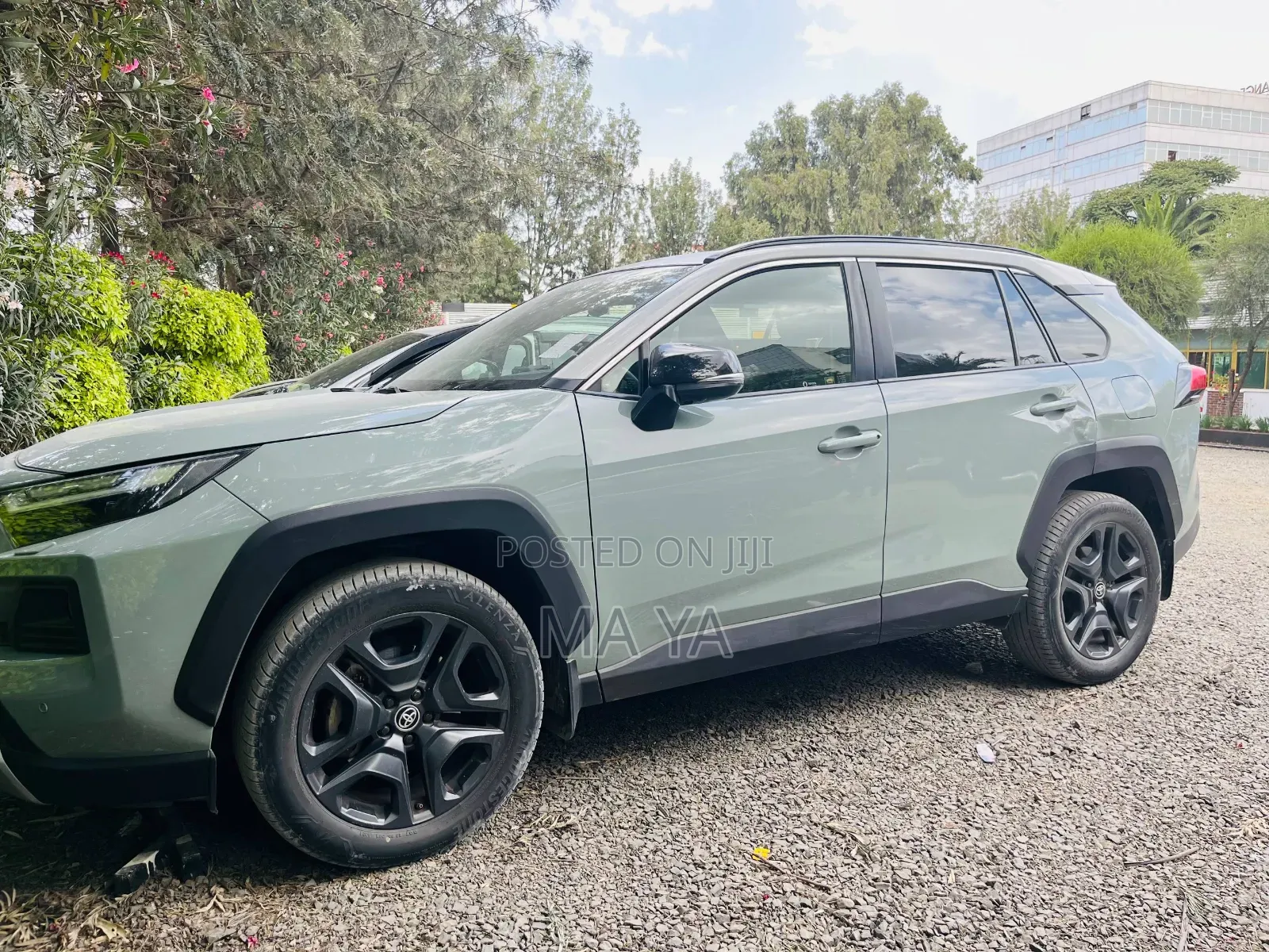 Toyota RAV4 Adventure AWD 2023 Green