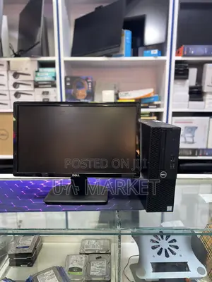 Desktop Computer Dell OptiPlex 3050 4GB Intel Core i5 HDD+SSD 500GB