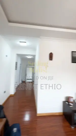 1bdrm Apartment in 6 Kilo መከላከያ College, Arada for sale