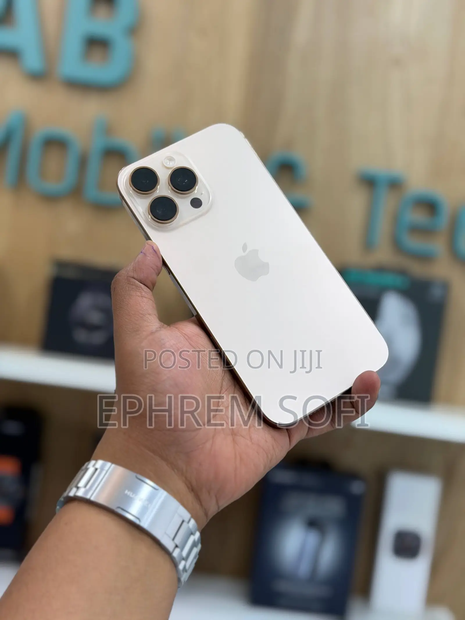 Apple iPhone 16 Pro Max 256 GB Gold