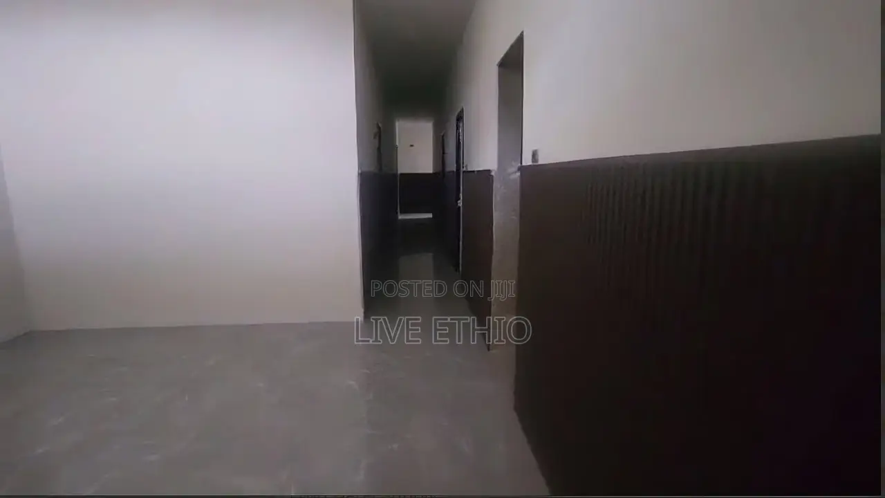 8bdrm Block of Flats in Bole for sale