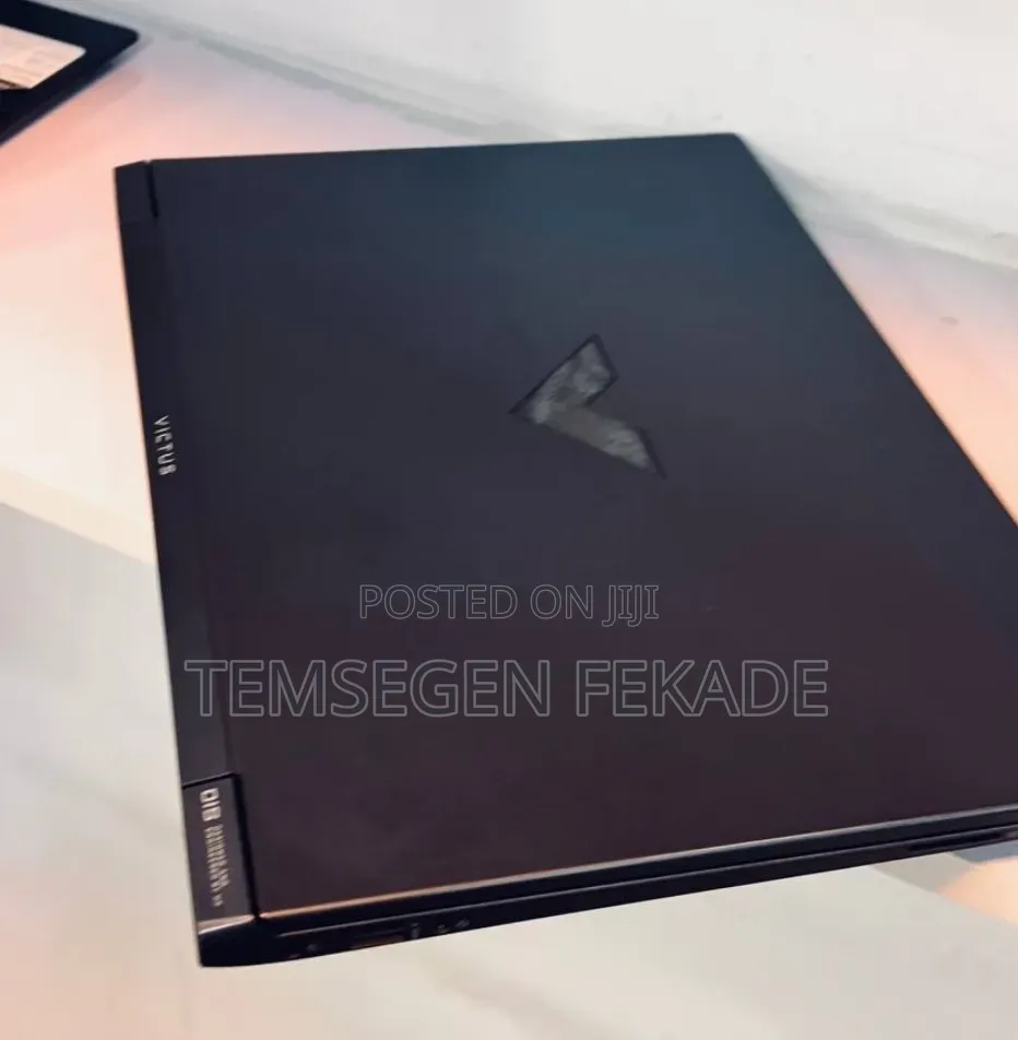 New Laptop HP Victus 15 12GB AMD Ryzen 5 SSD 512GB