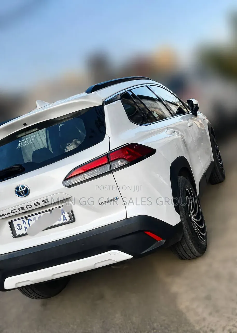 Toyota Corolla 2022 White