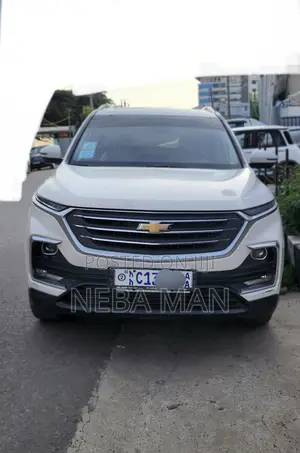 Chevrolet Captiva 2022 White