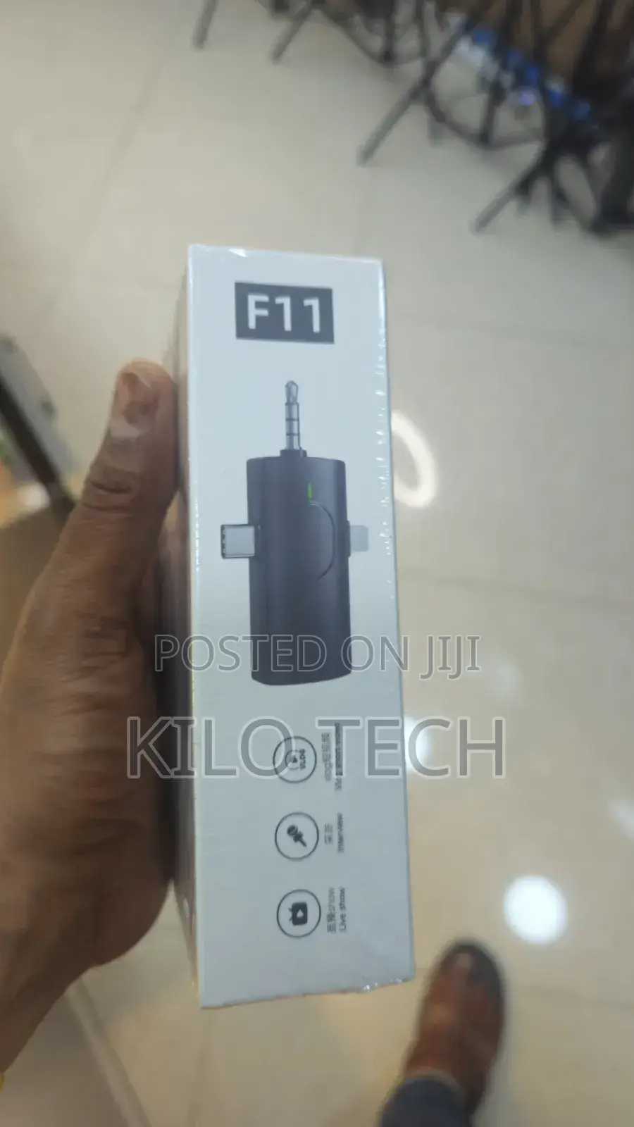 ​f11-2 Dual Wireless Microphone System