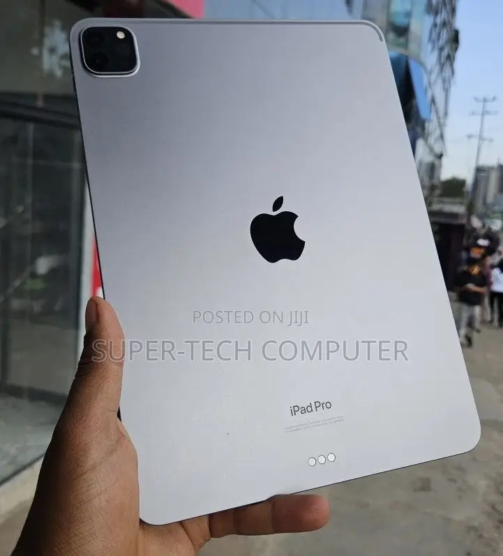 New Apple iPad Pro (2022) 128 GB