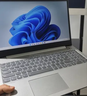 New Laptop Lenovo ThinkBook 15 16GB Intel Core i5 SSD 512GB
