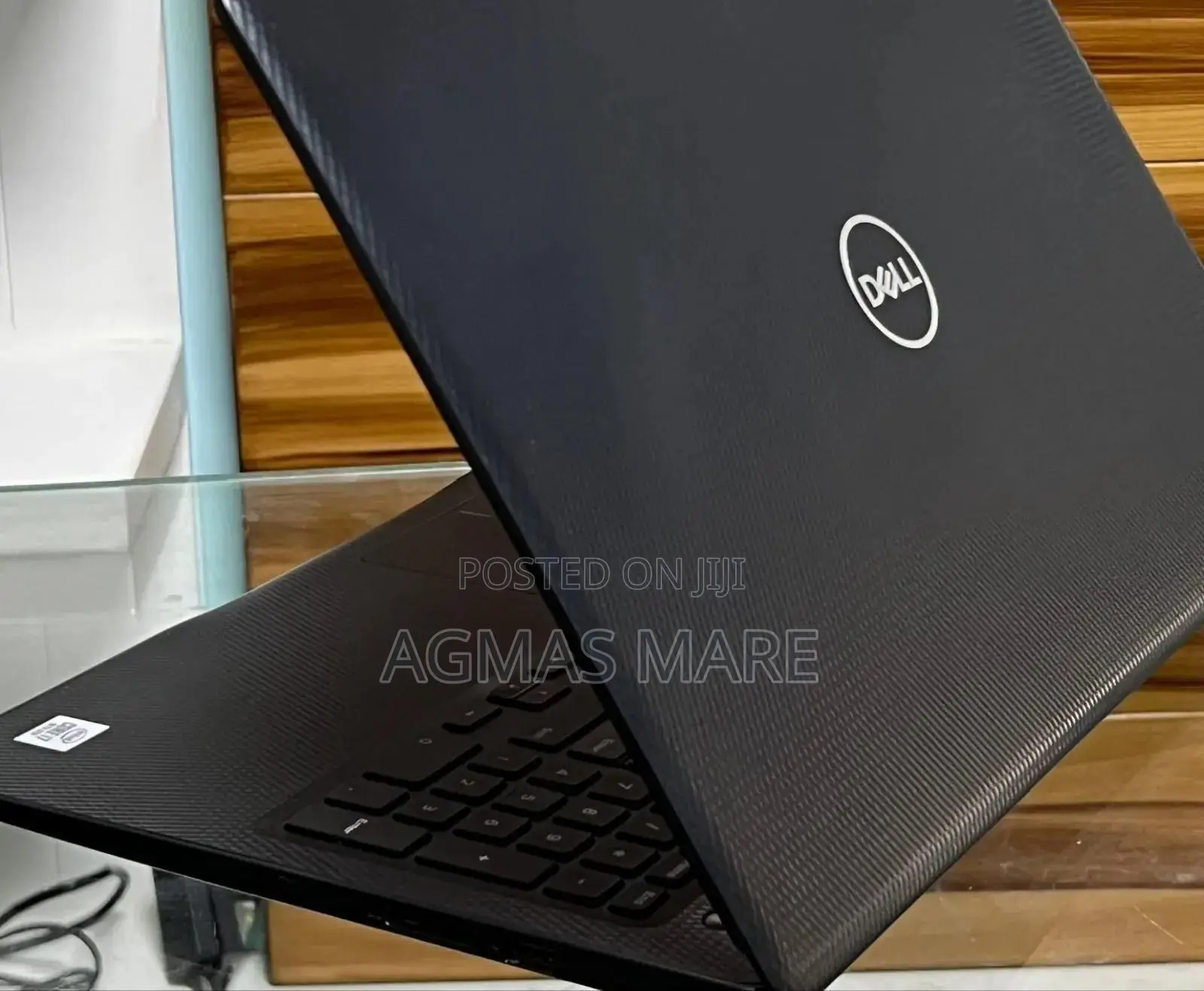 New Laptop Dell Inspiron 15 8GB Intel Core i7 SSD 256GB