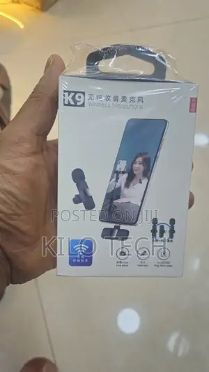 ​ Dual Wireless Microphone System