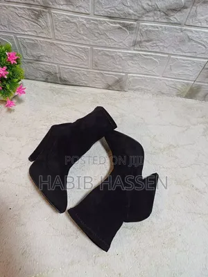 የሴቶች ሽፍን ባንዳ ጫማዎች