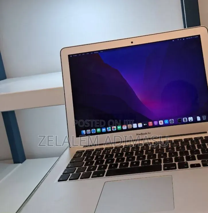 New Laptop Apple MacBook Air 2017 8GB Intel Core i5 SSD 128GB