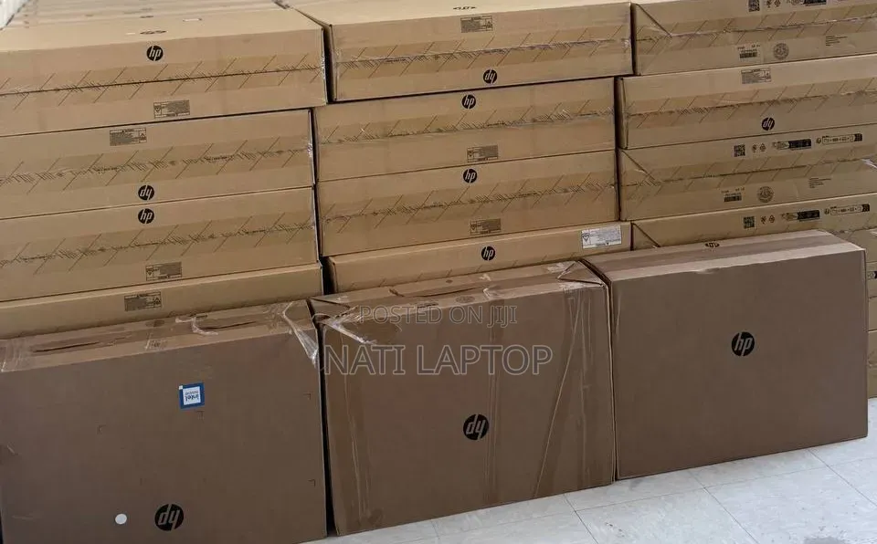 New HP 200 G4 22 All-in-One 16GB Intel Core i7 SSD 512GB