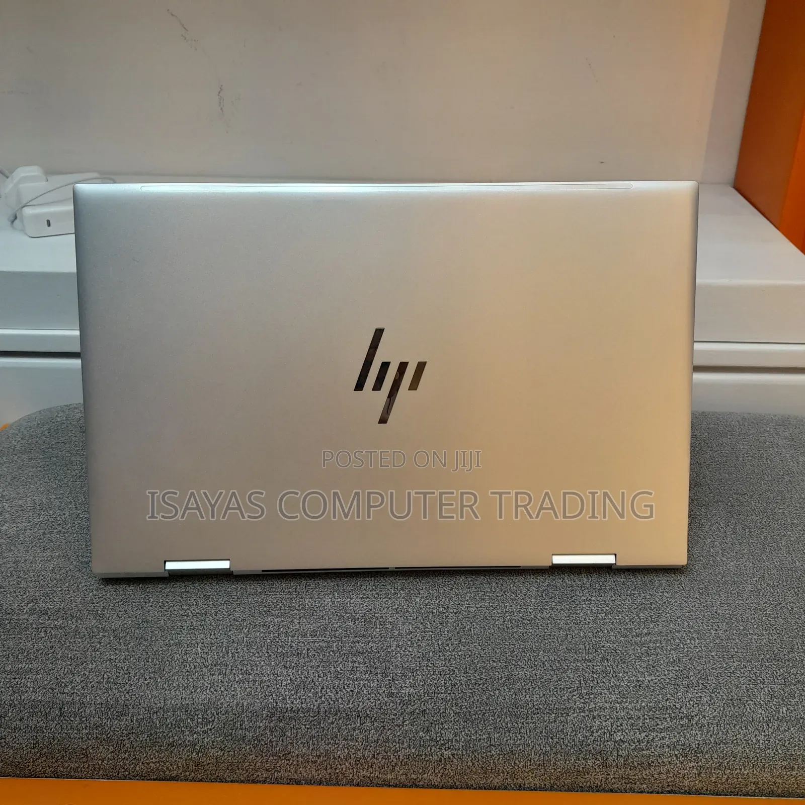 New Laptop HP Envy X360 8GB Intel Core i7 SSD 512GB